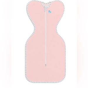 Love to dream hands up swaddle in pink